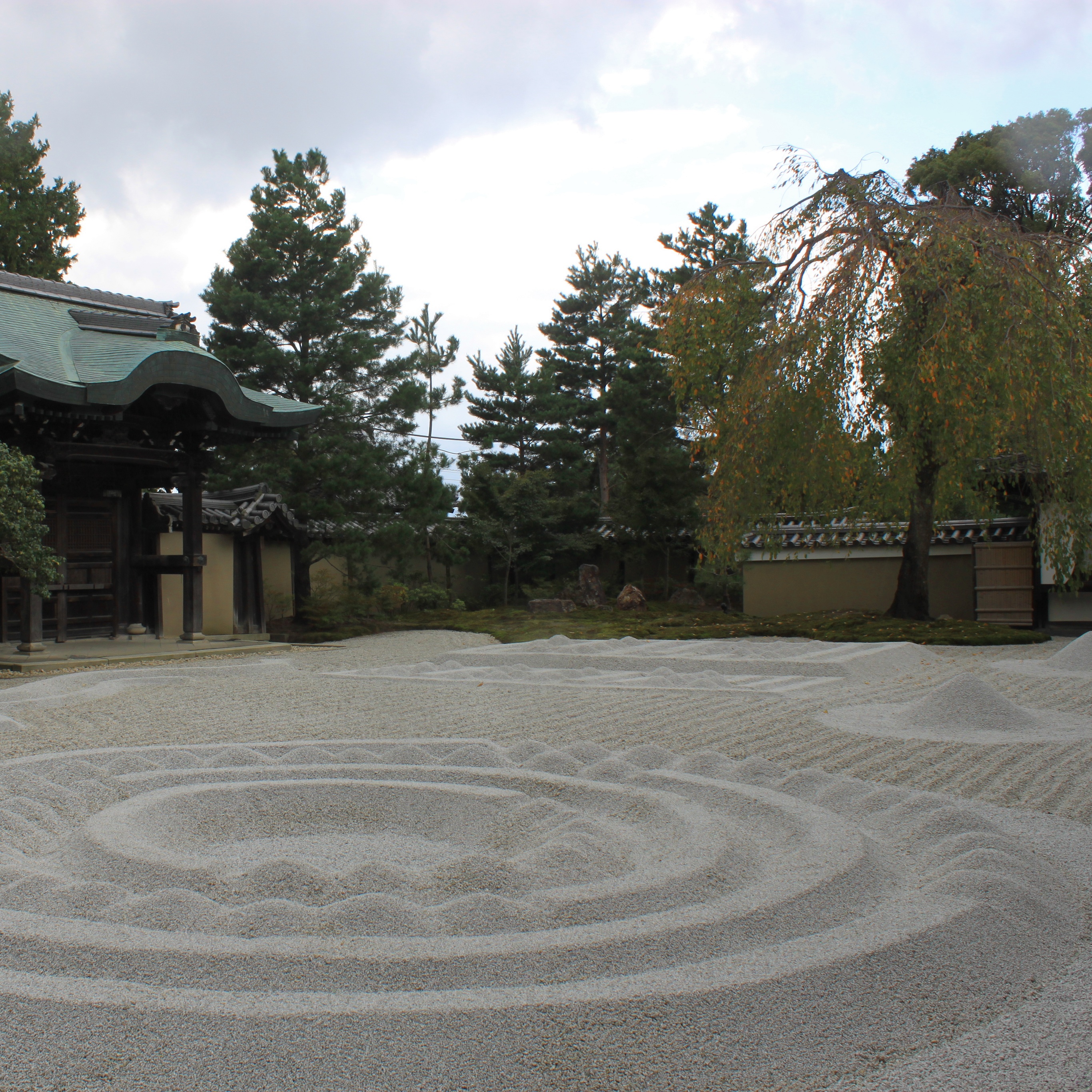 Zen garden at Kodai-ji
