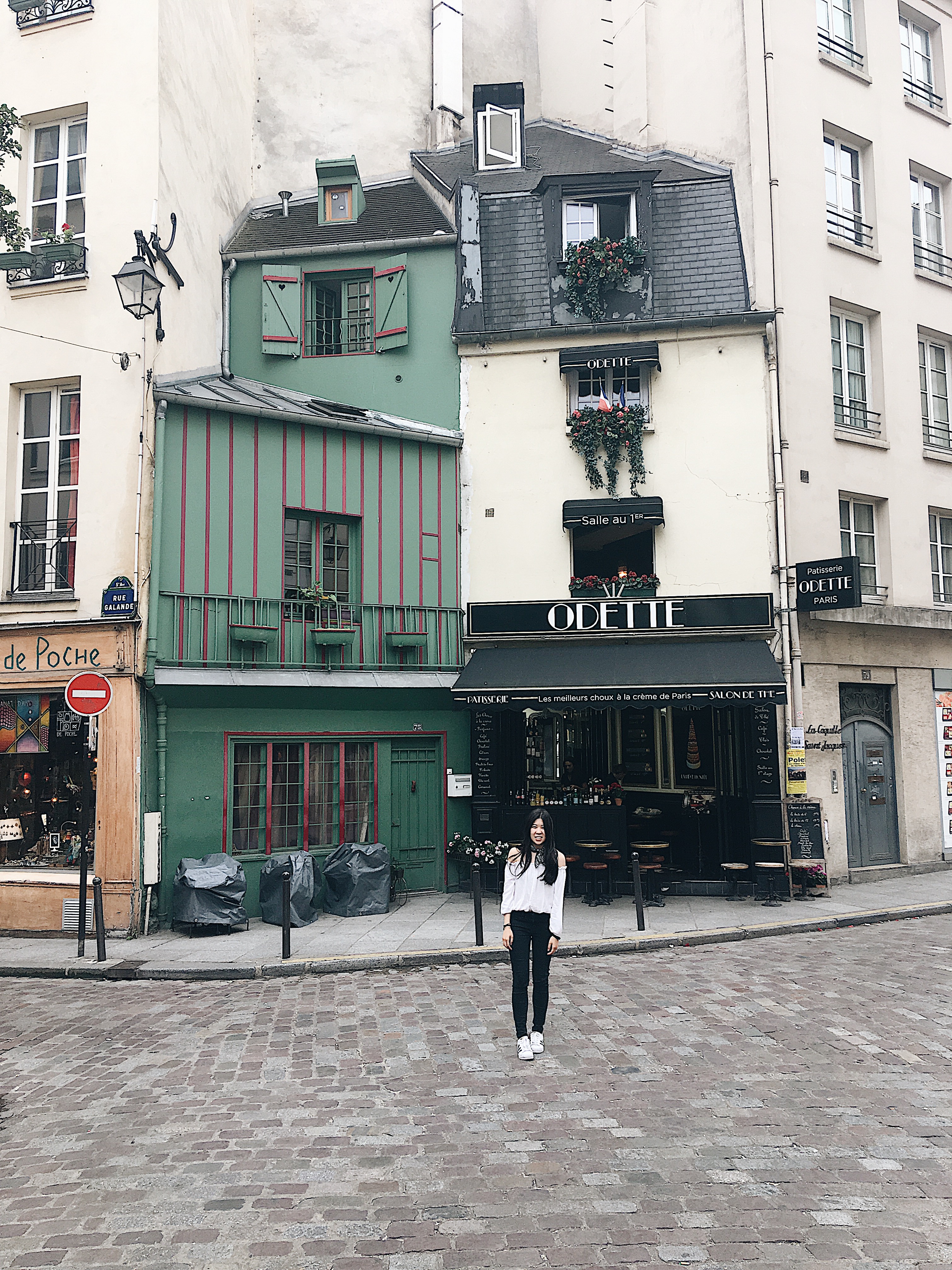 Odette in Paris