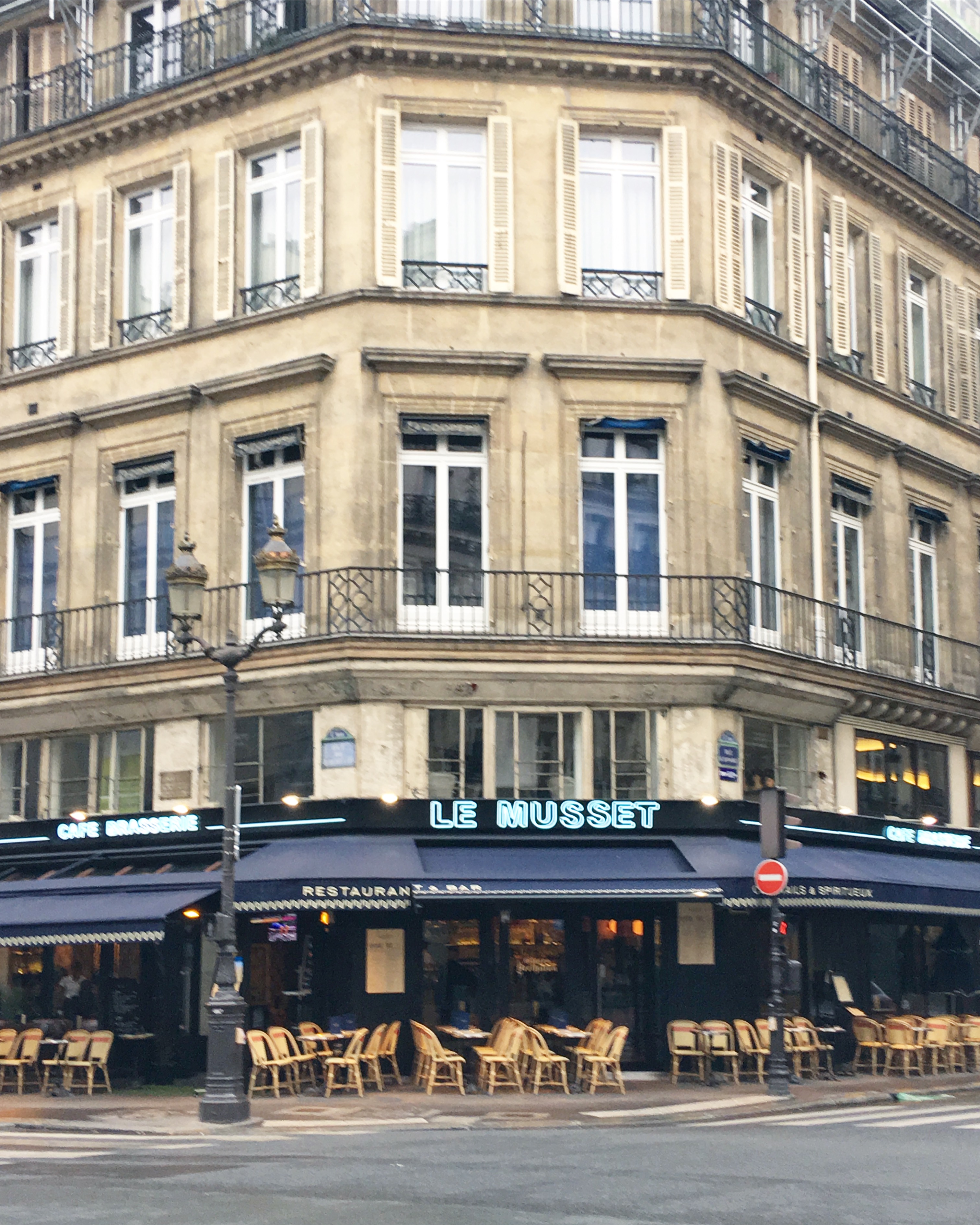 Parisian cafes