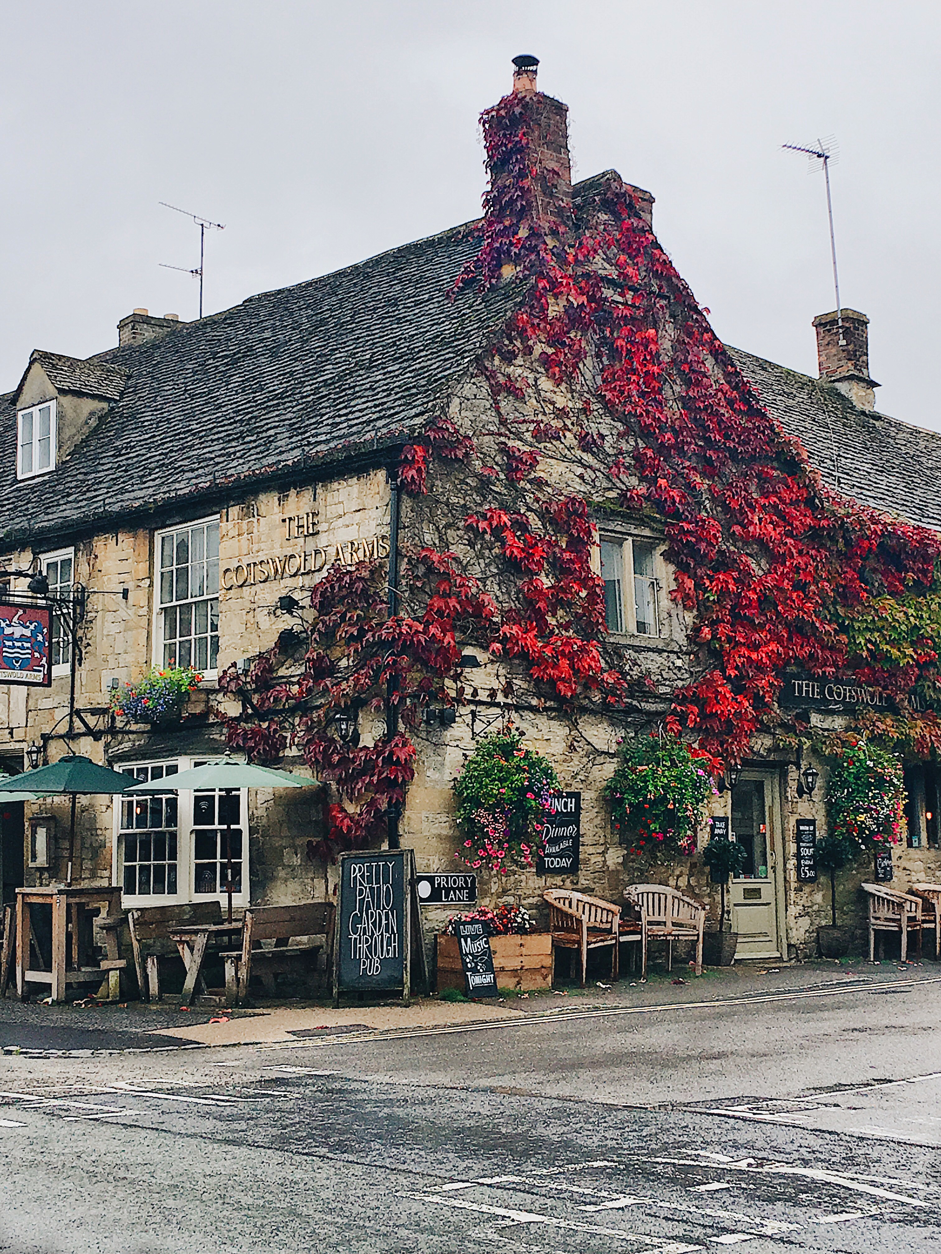 Cotswolds pubs in Burford
