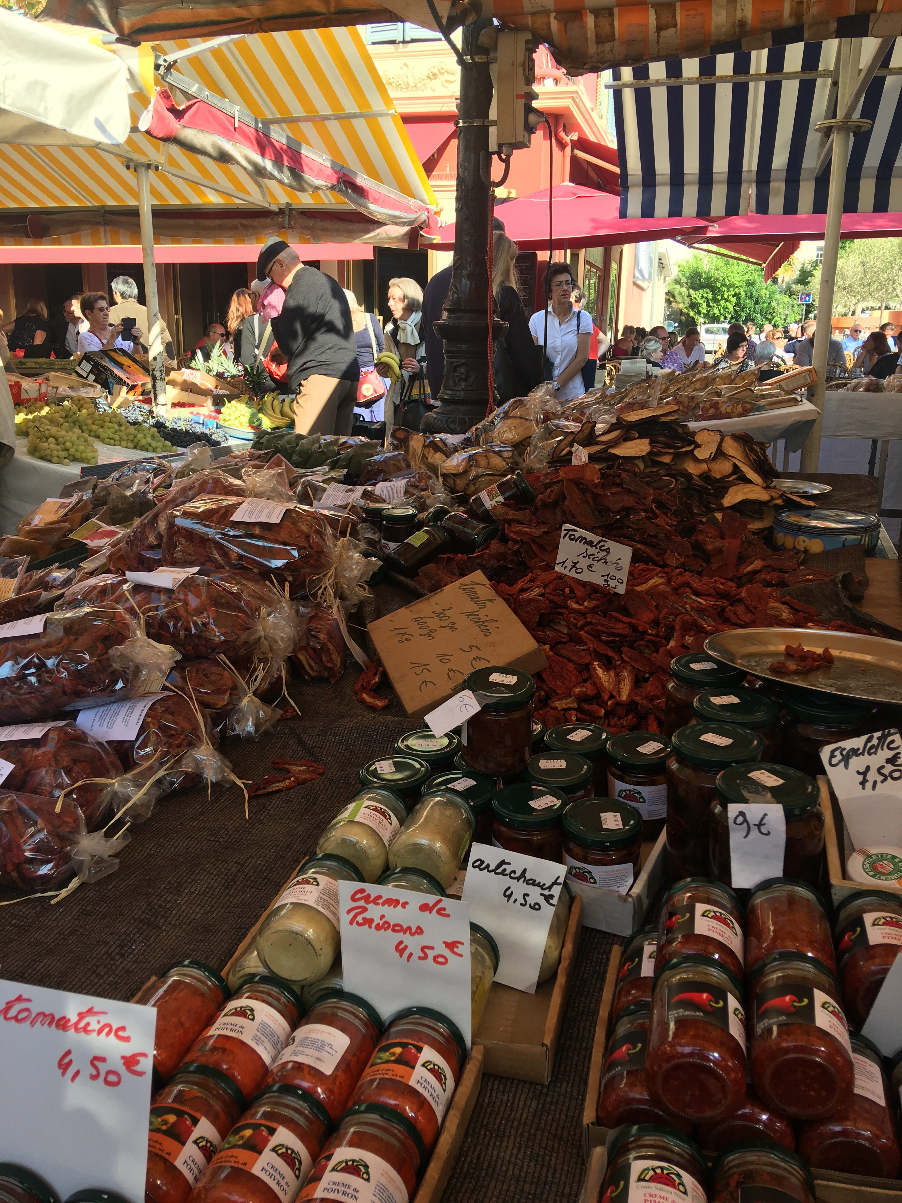 Wine in Nice market