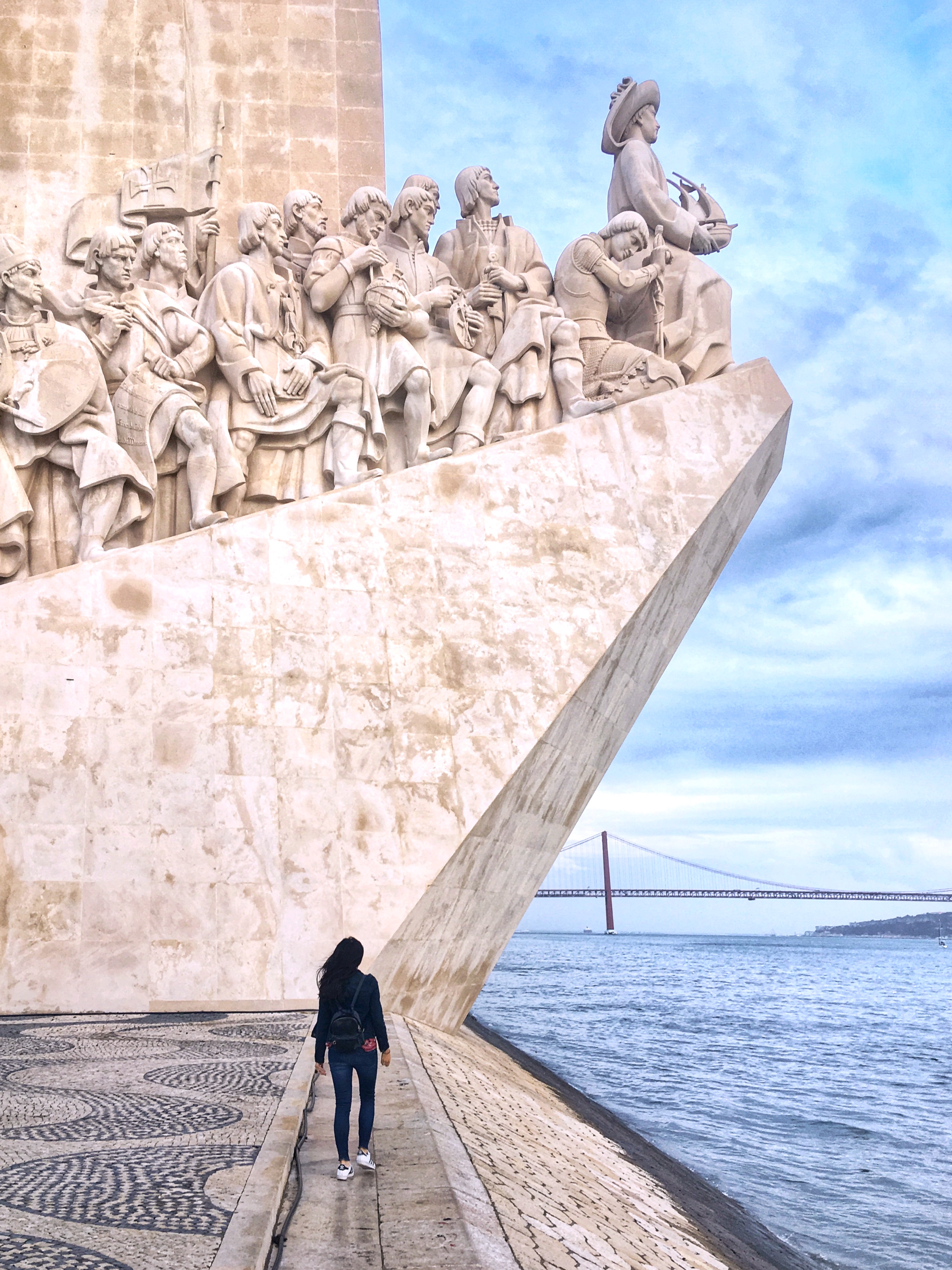 Adventure statue in Lisbon 