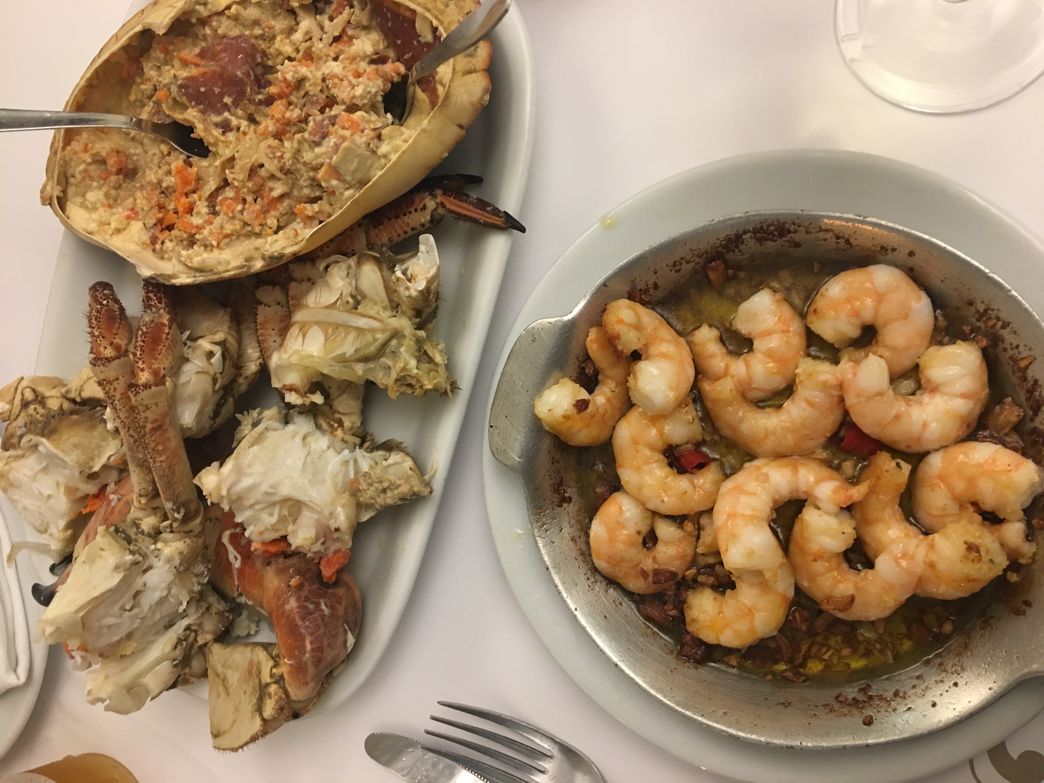 Garlicky shrimp at Cervejaria Ramiro