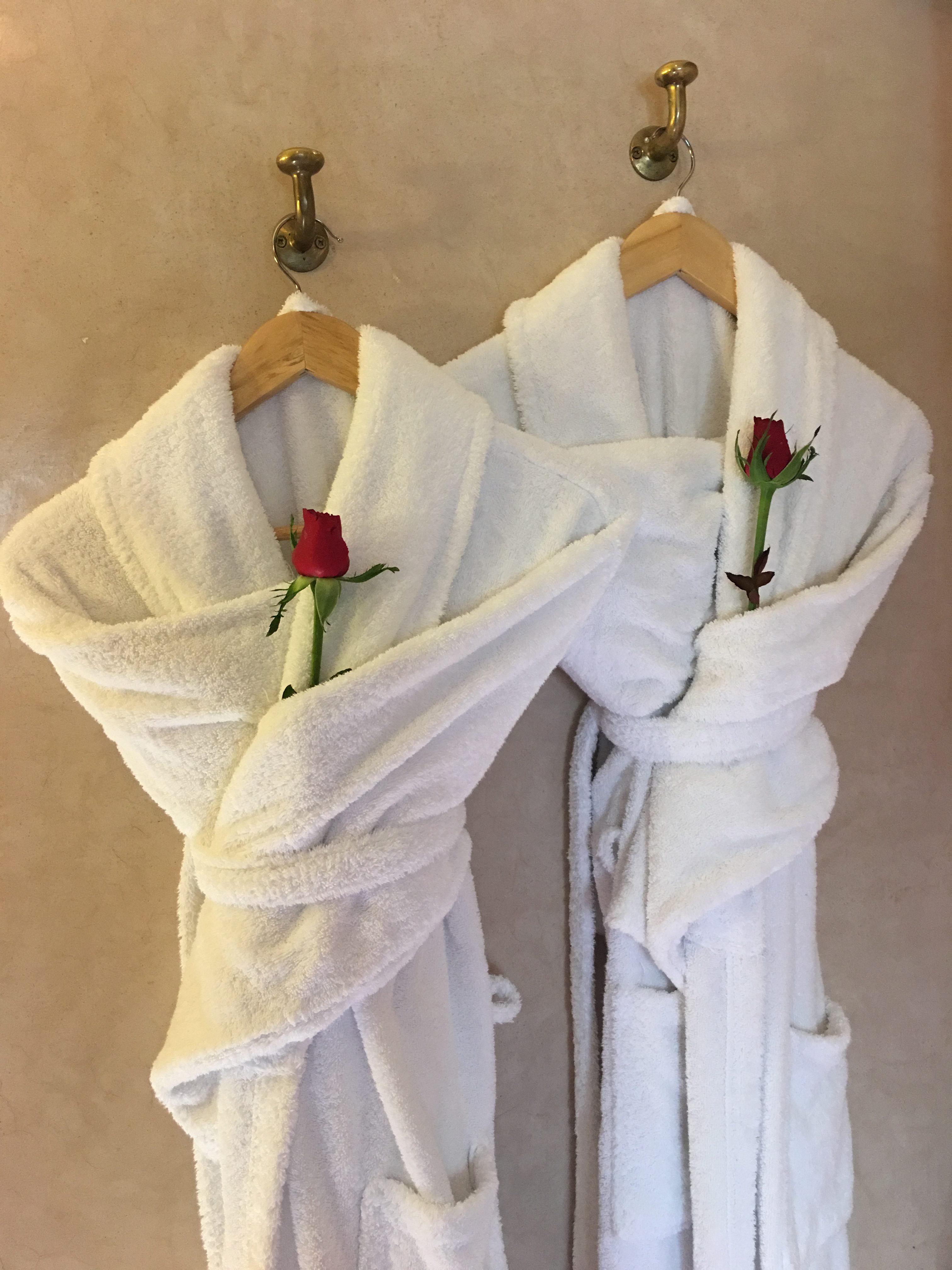 Bathrobe details at Riad Anabel 