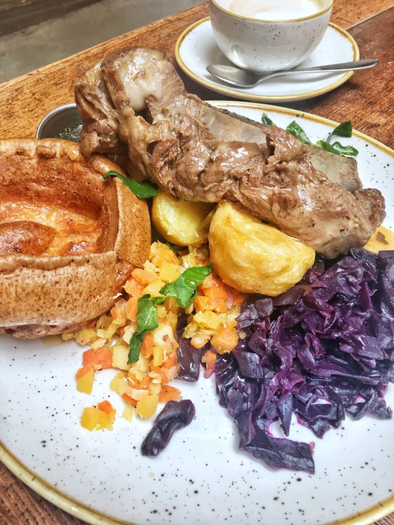 Sunday Roast at Bull & Gate in London