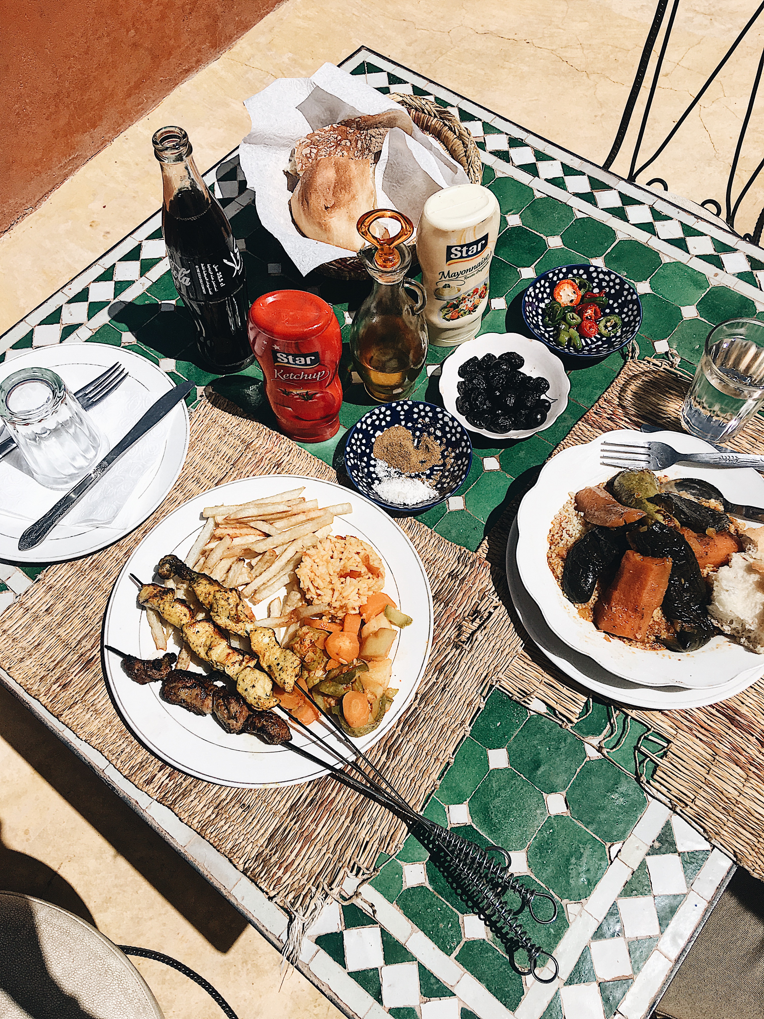 Lunch on Sahara Desert